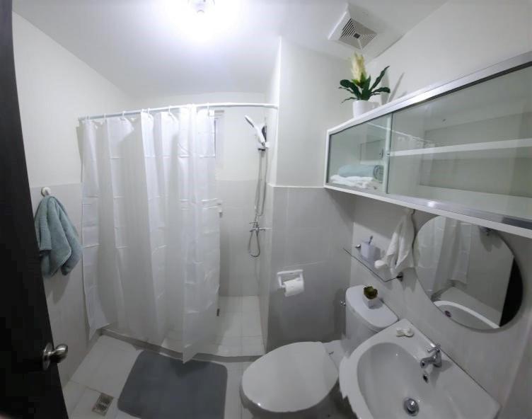 Mesaverte Deluxe Studio With Balcony Cagayan de Oro Buitenkant foto