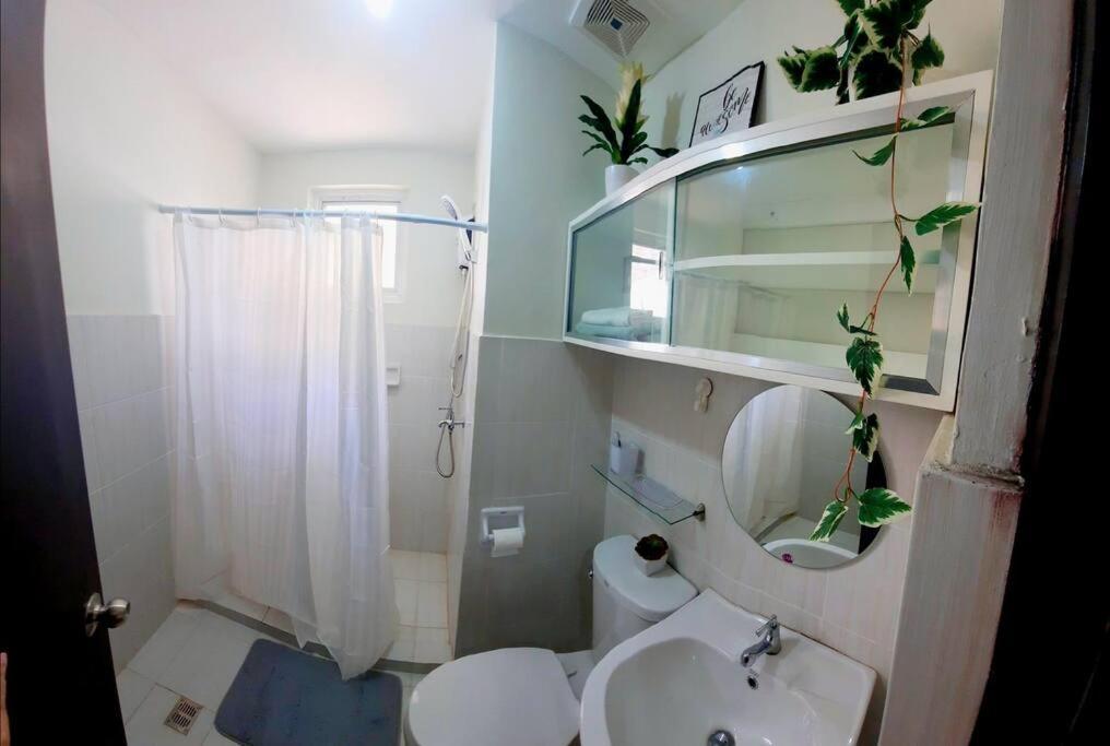Mesaverte Deluxe Studio With Balcony Cagayan de Oro Buitenkant foto