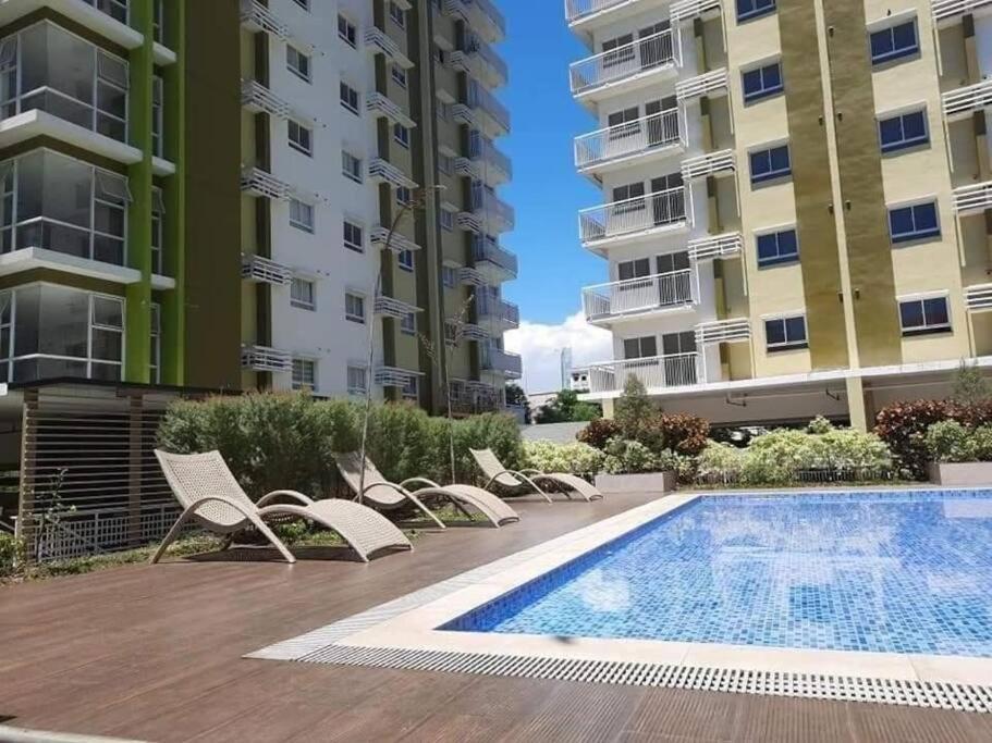 Mesaverte Deluxe Studio With Balcony Cagayan de Oro Buitenkant foto